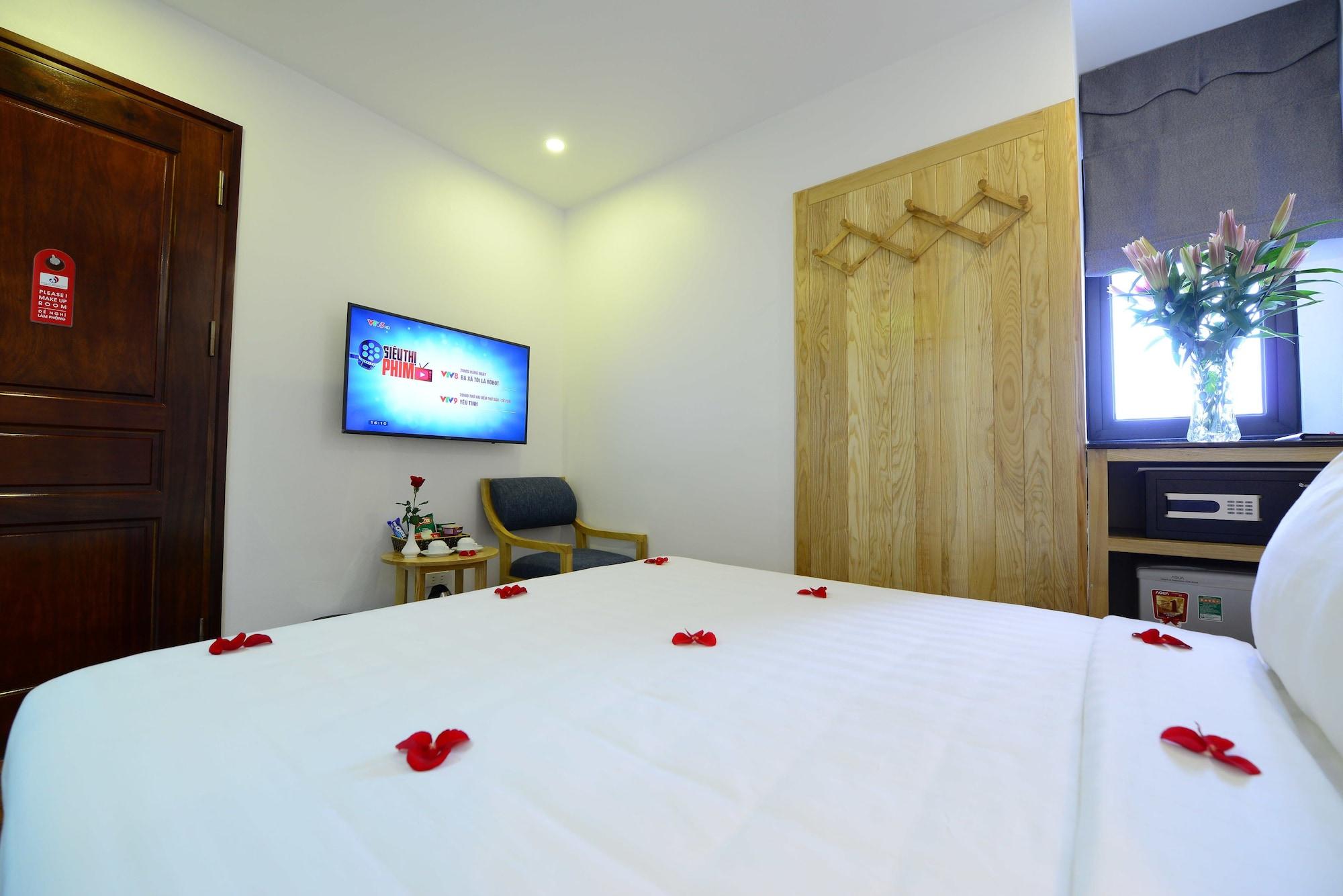 Blue Hanoi Inn Luxury Hotel & Spa Exterior foto