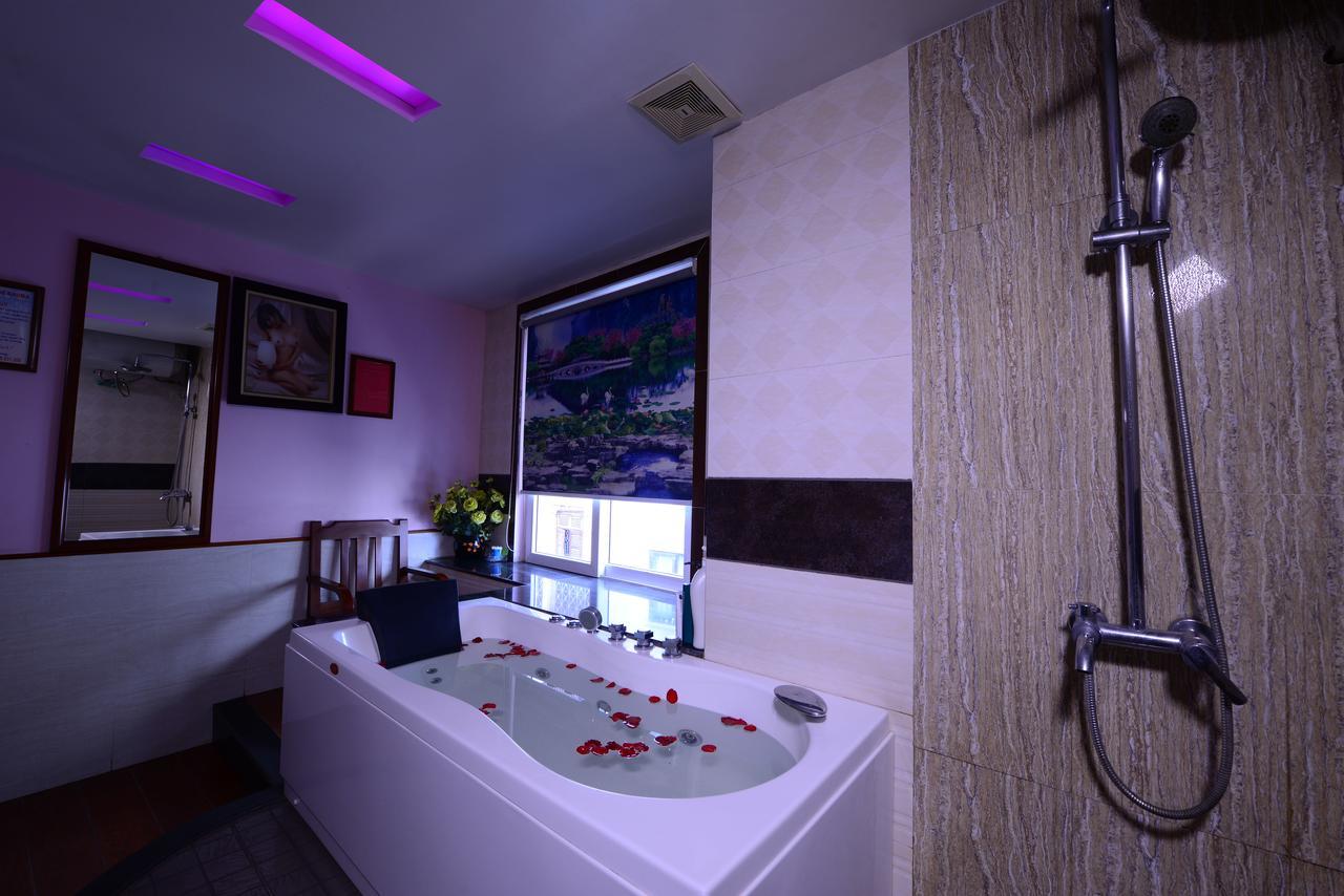 Blue Hanoi Inn Luxury Hotel & Spa Exterior foto