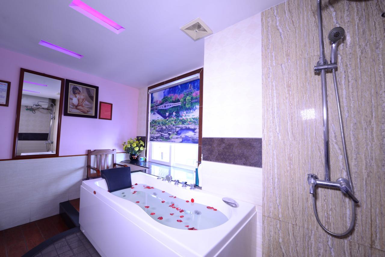 Blue Hanoi Inn Luxury Hotel & Spa Exterior foto
