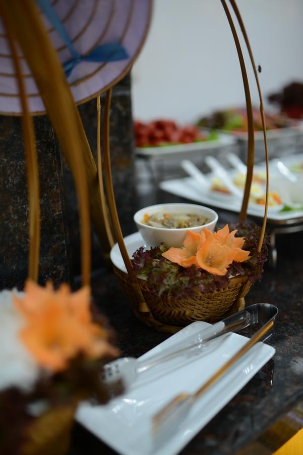 Blue Hanoi Inn Luxury Hotel & Spa Exterior foto