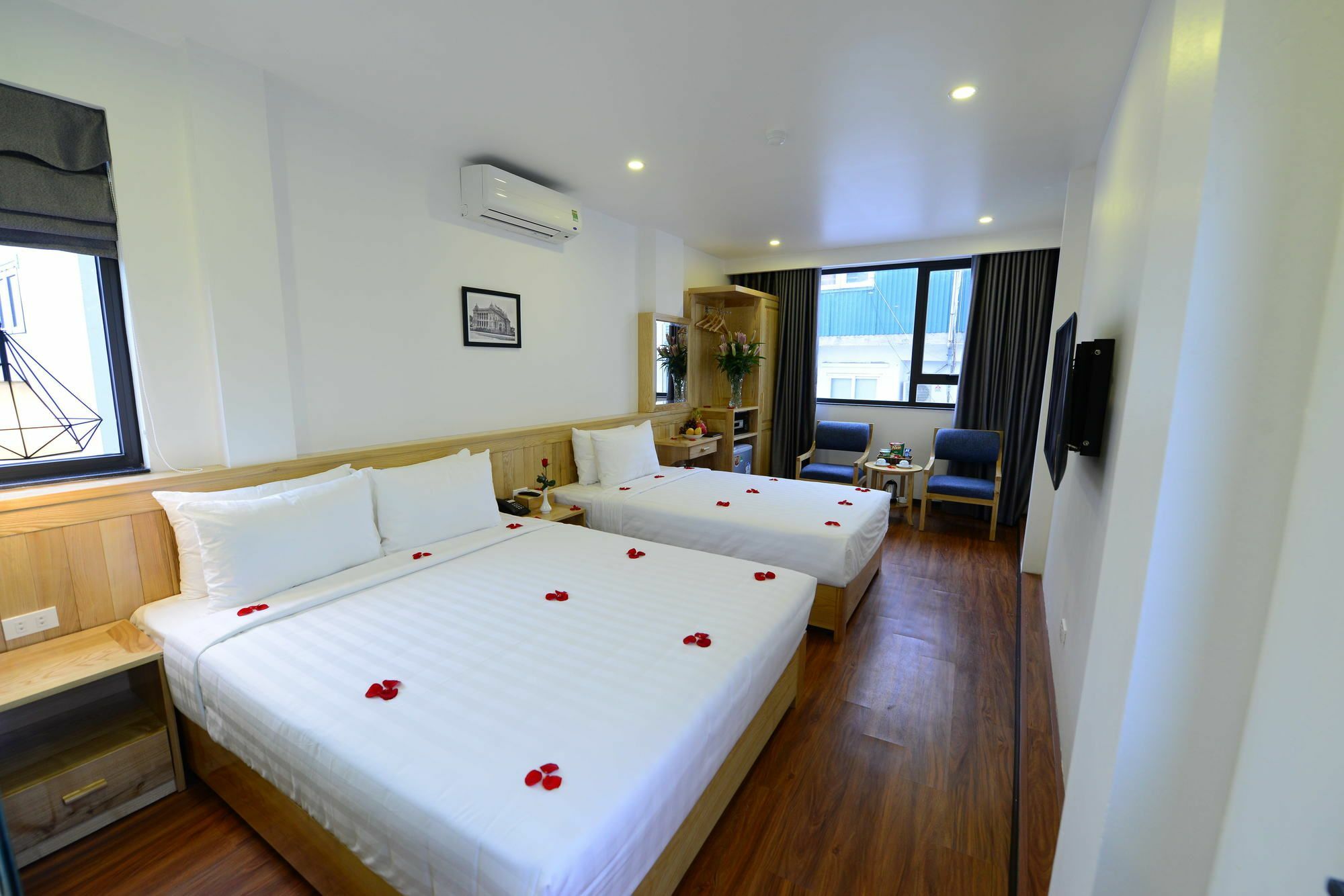 Blue Hanoi Inn Luxury Hotel & Spa Exterior foto