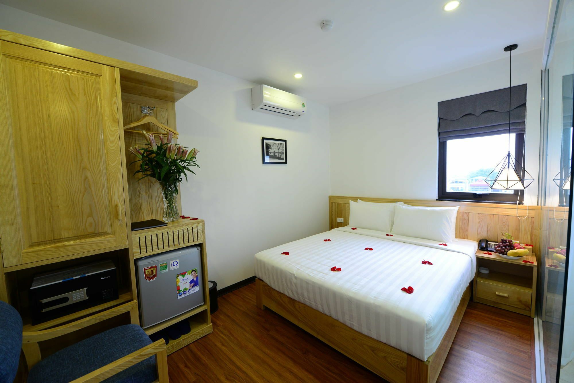 Blue Hanoi Inn Luxury Hotel & Spa Exterior foto